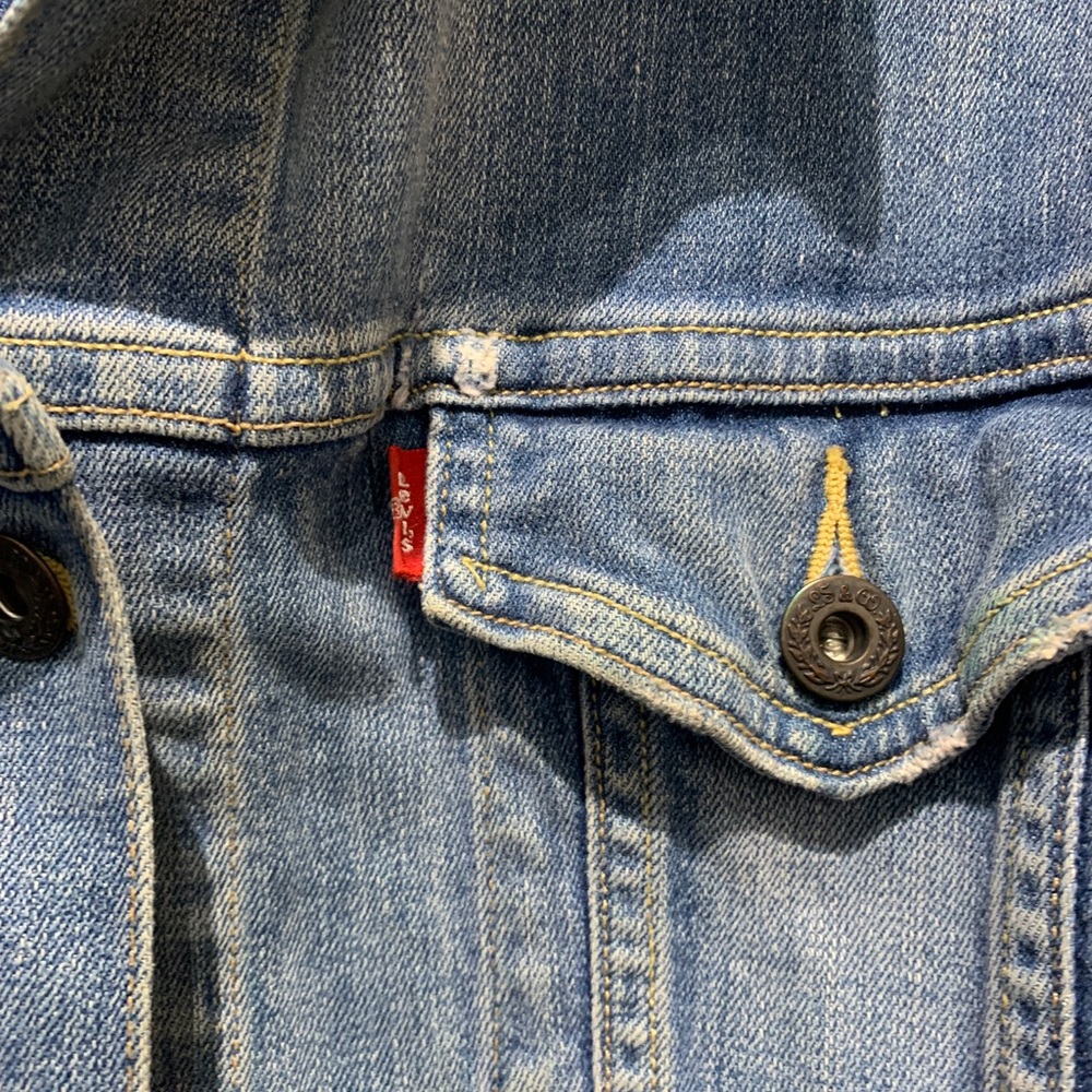 Levi’s denim Jacket - Picture 7 of 7
